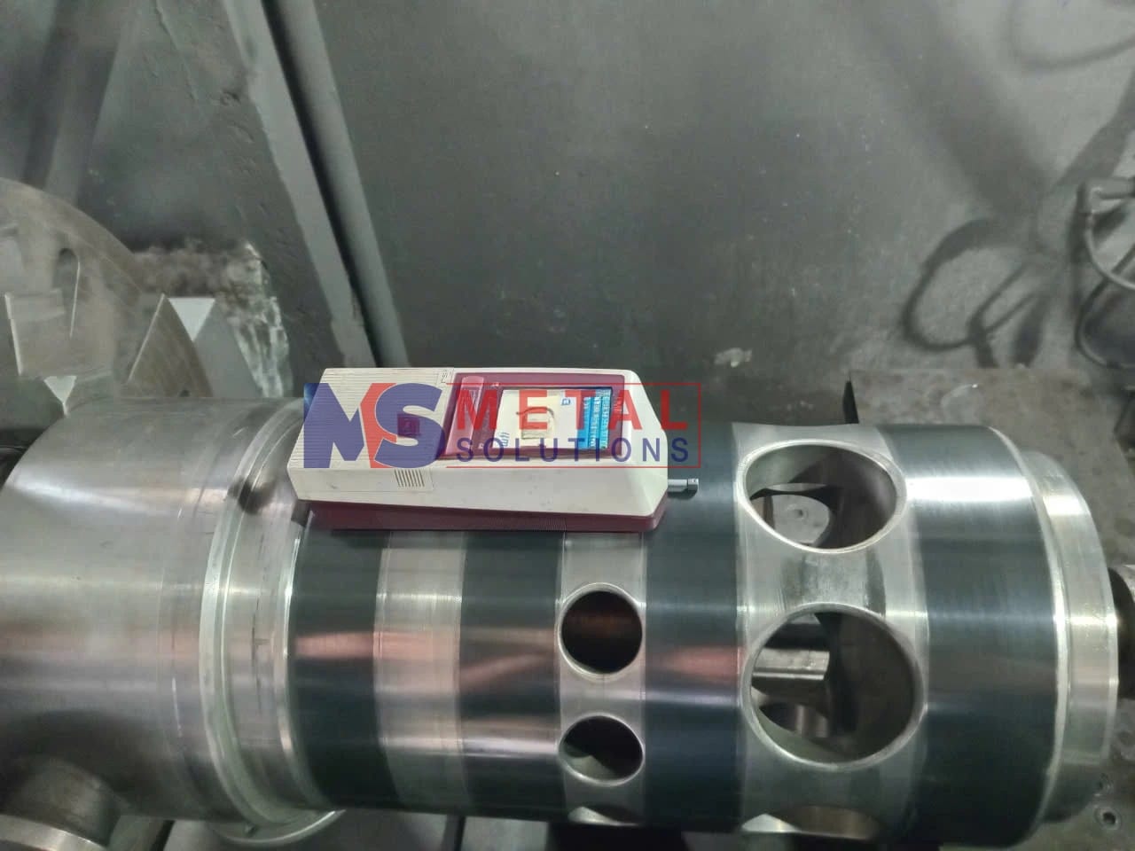 Phun phủ Ceramic sửa chữa trục phân phối (3)