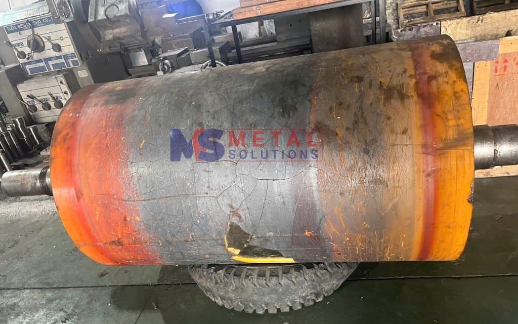 Phun Phủ Phục Hồi Trục Chuyển Hướng Ngành Tôn Thép 2 Phun phủ phục hồi trục chuyển hướng | Trước phun