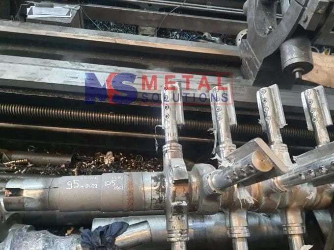 Phun phủ hồ quang sửa chữa Trục Khuấy bị mòn vị trí Ổ Bi và lắp Phớt (5)