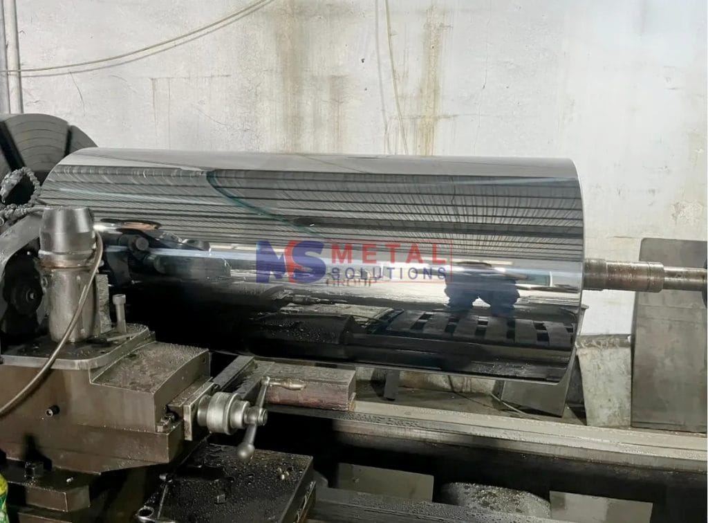 Phun phủ trục lô bị xước mòn - Giải pháp thay thế mạ crom 1 Phun phủ trục lô bị xước mòn - Giải pháp tối ưu thay thế mạ crom