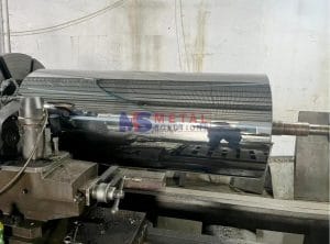 Phun phủ trục lô bị xước mòn - Giải pháp tối ưu thay thế mạ crom