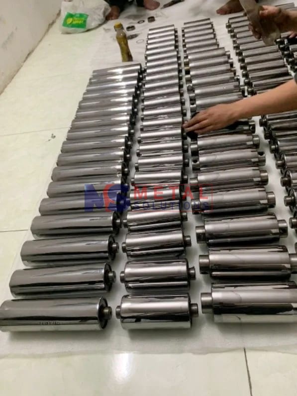 Phun phủ chống mòn cho Trục máy nắn tôn trong nhà máy Tôn Thép 1 Phun phủ trục máy nắn tôn