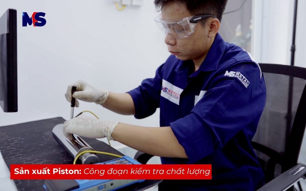Nhà Sản Xuất Piston Tại Thị Trường Việt Nam | Metal Solutions | MS 15 Sản xuất Piston: Công đoạn kiểm tra trước khi bàn giao khách hàng
