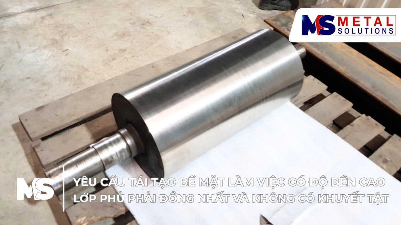Phục hồi trục cán mòn, rỗ bề mặt bằng công nghệ phun phủ hồ quang 2 be-mat-lam-viec-truc-can-mon